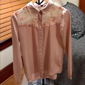 Cute Lila blouse!